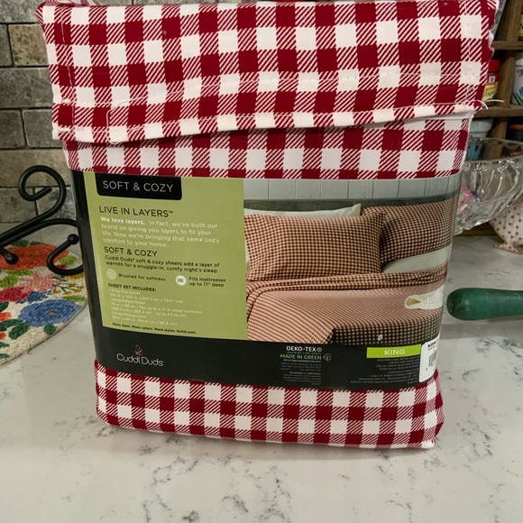 Cuddl Duds Bedding Cuddl Duds Heavyweight Flannel King Size 4 Pc Sheet Setred White